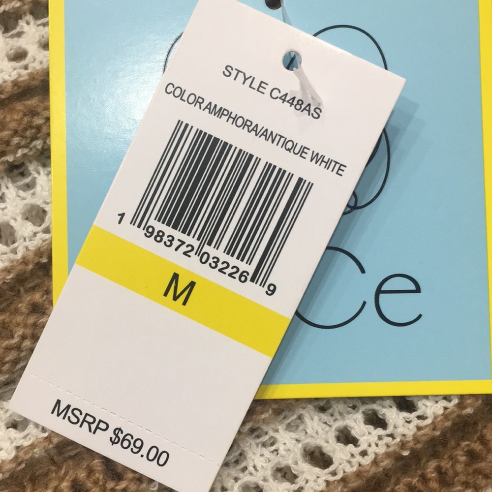 CeCe knit Sweater size Medium - Picture 3 of 11